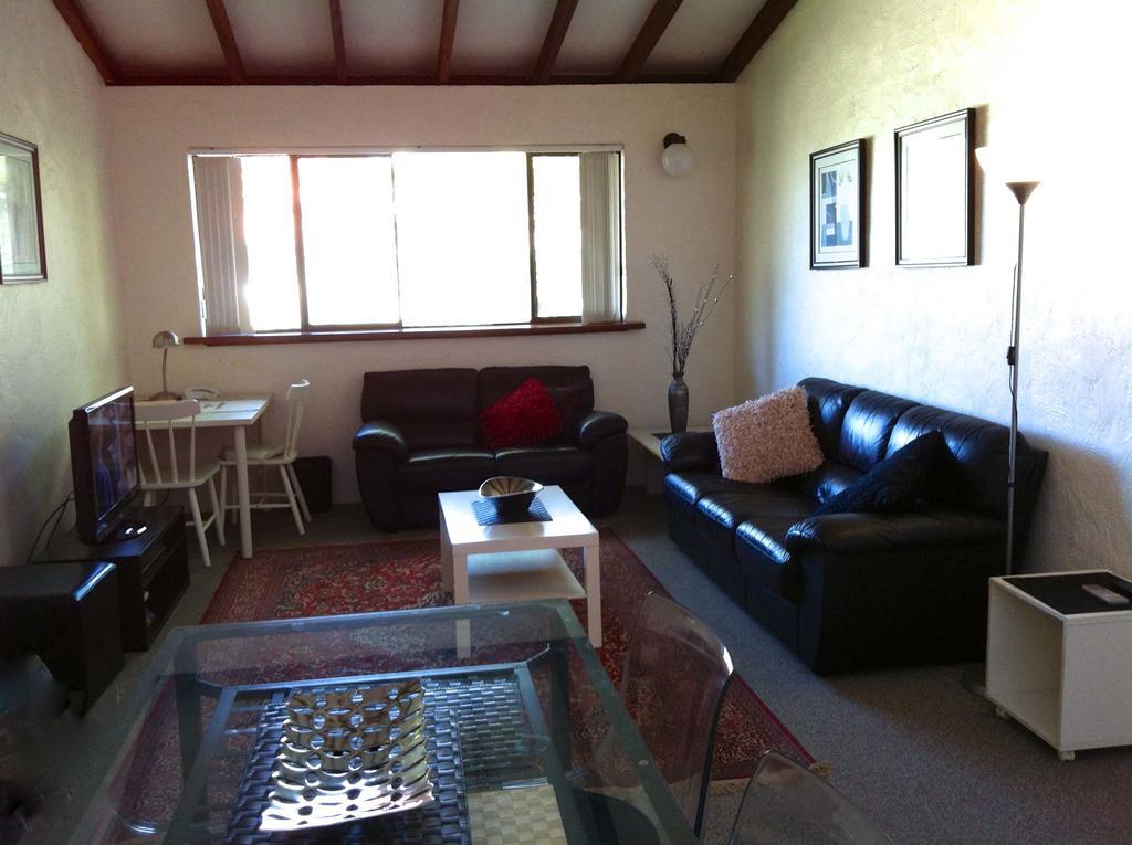 Kenata-Fairway Apartment Hotel Perth Exterior photo